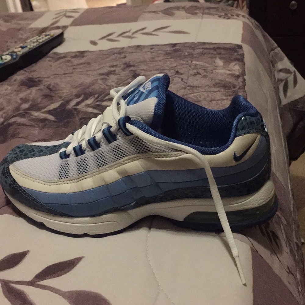 Nike women’s Air Max 95 ZEN